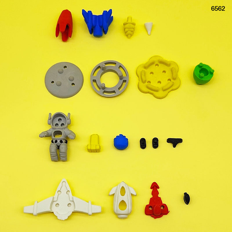 6562 SPACE CHARACTER ERASER 36PCS