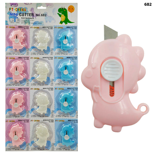 682 DINOSAUR MINI CUTTER PACK OF 12PC