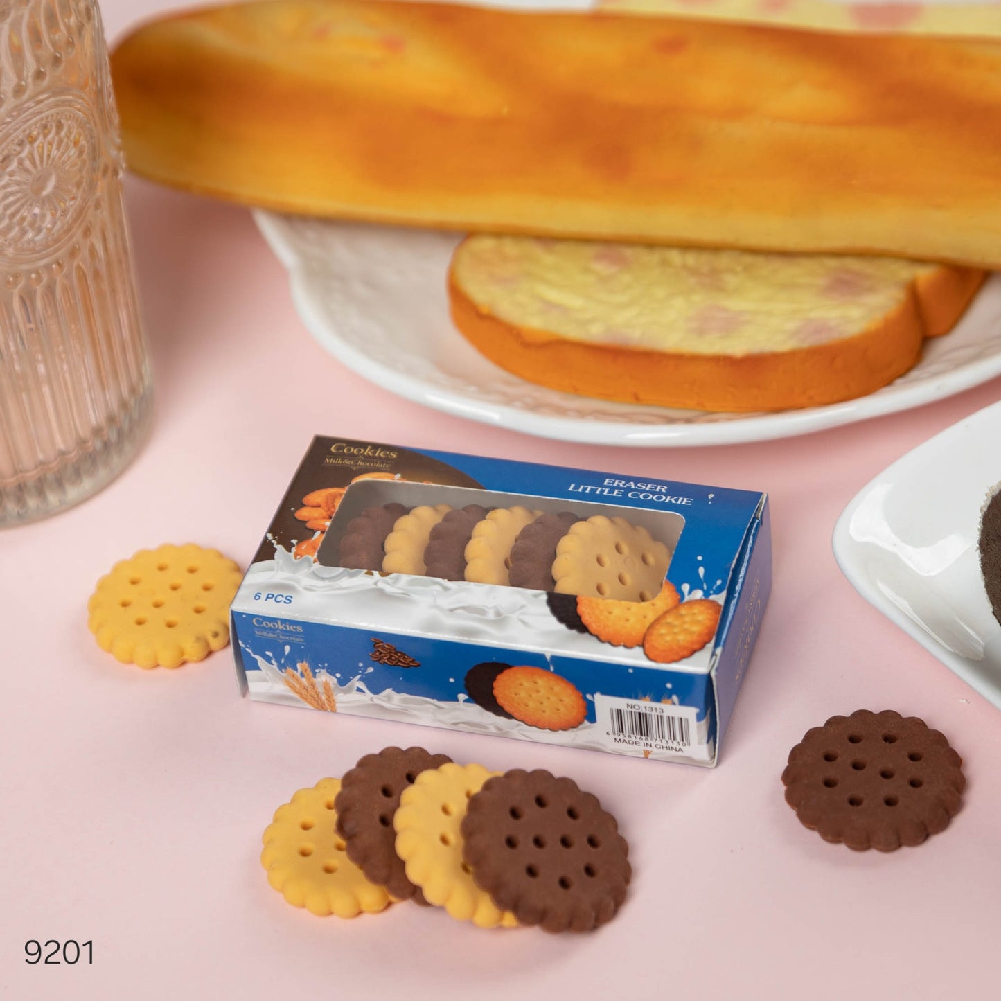 9201 LITTLE COOKIE ERASER 6PC