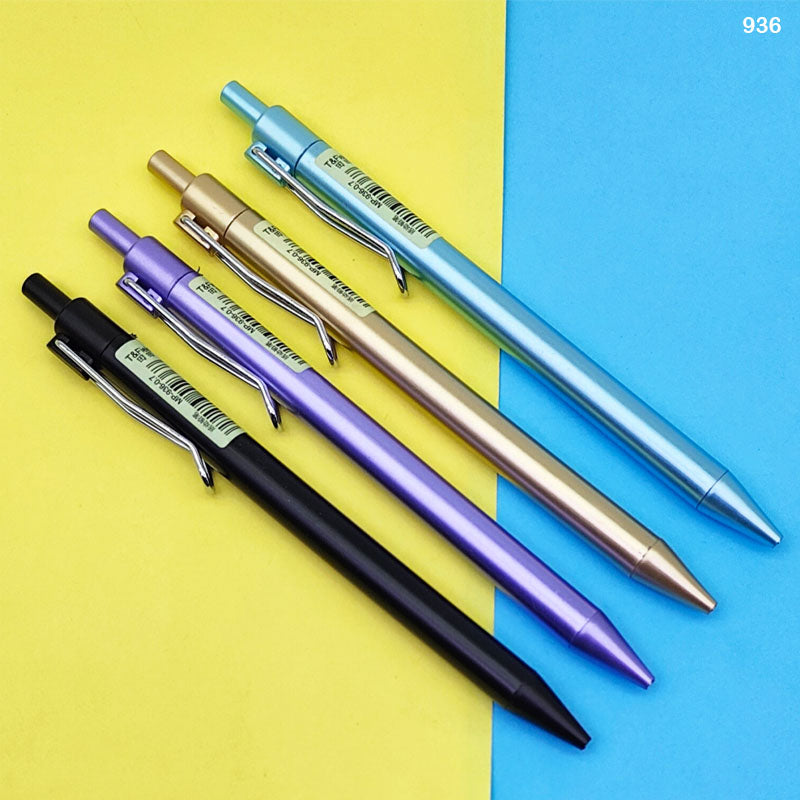 110936 ACRYLIC MARKER 36 COLORS BOX